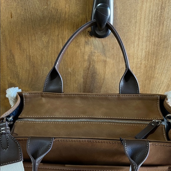 Donna Karan NYC | Medium Hadlee Tote w/ Faux Fur - Picture 12 of 12